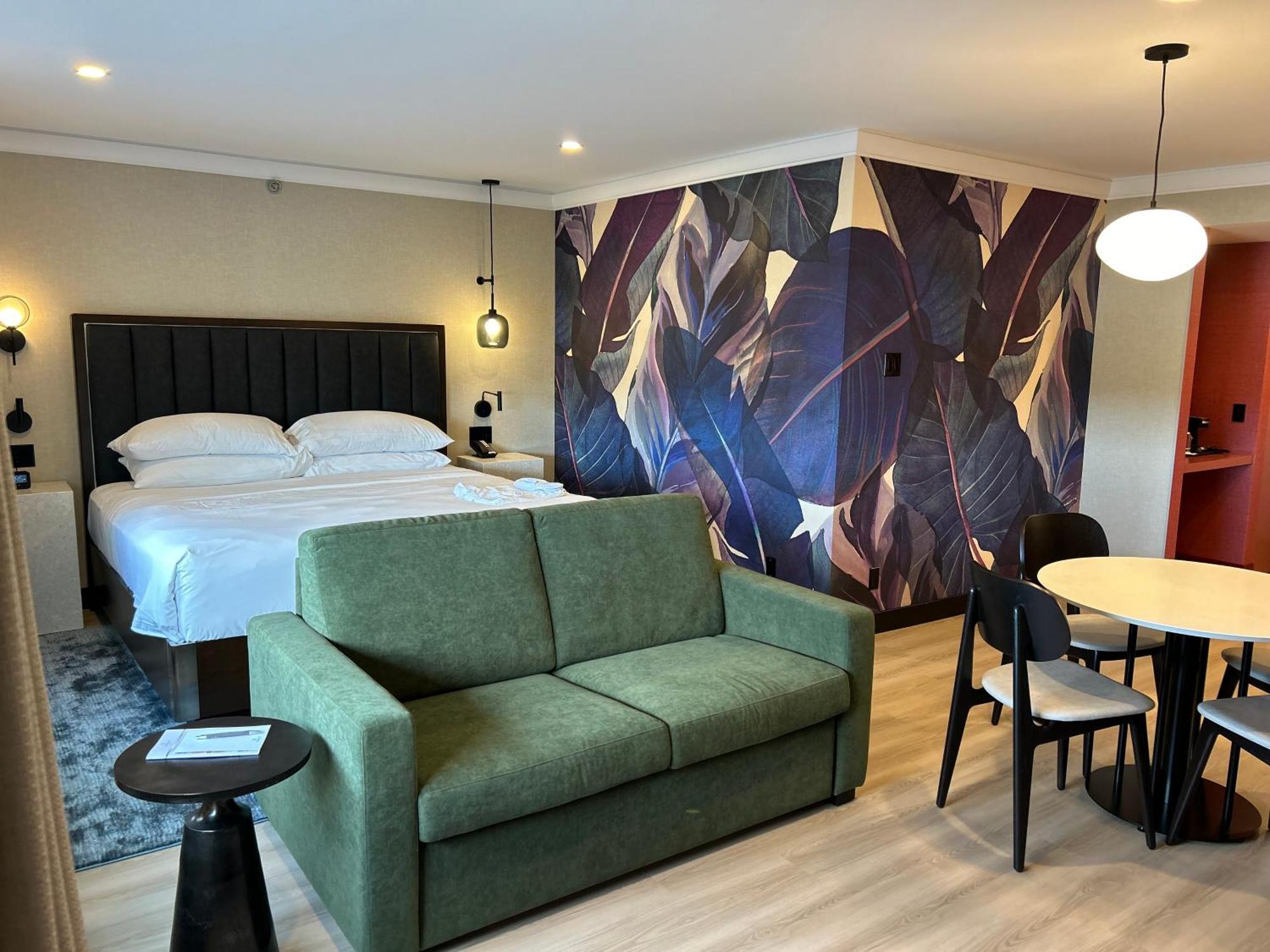 Sheraton Laval Hotel Kültér fotó