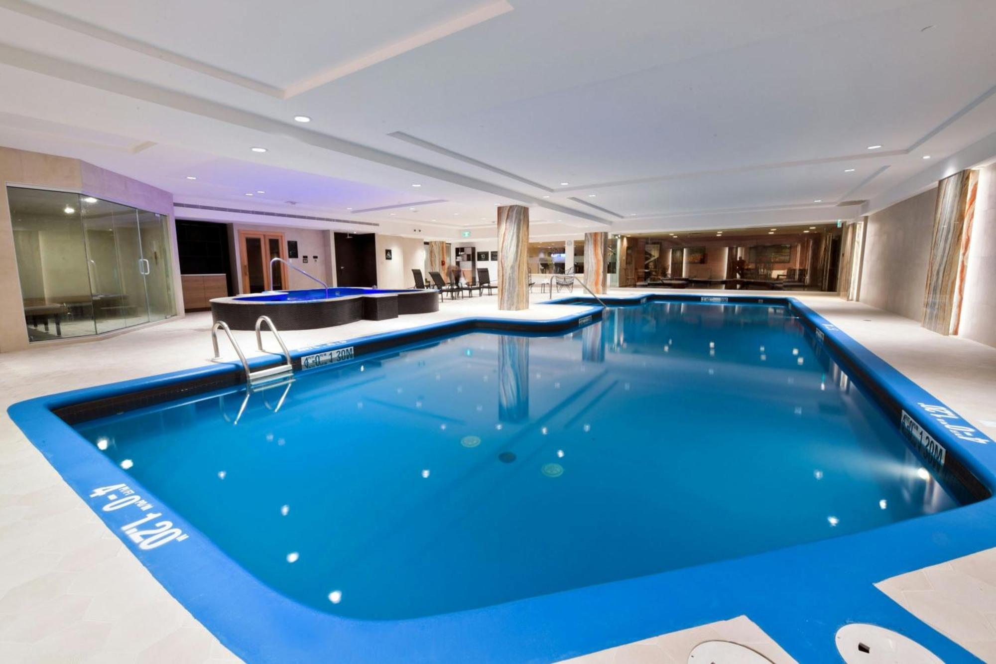 Sheraton Laval Hotel Kültér fotó